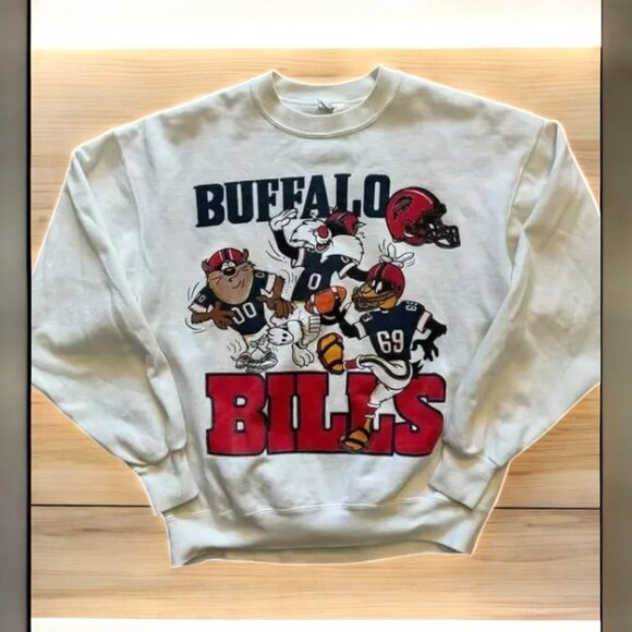 Buffalo Bills Looney Tunes White Retro Style Sweatshirt Unisex Men Women - Picture 1 of 3